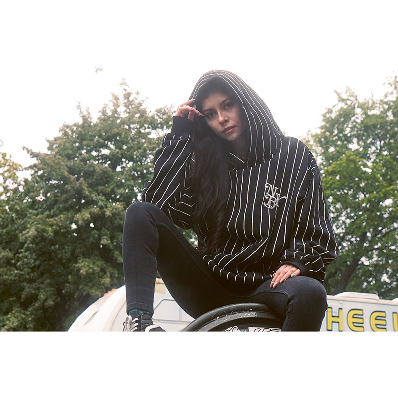 STRIPE HOODIE -BLACK- | WALKIN STORE WEB SHOP