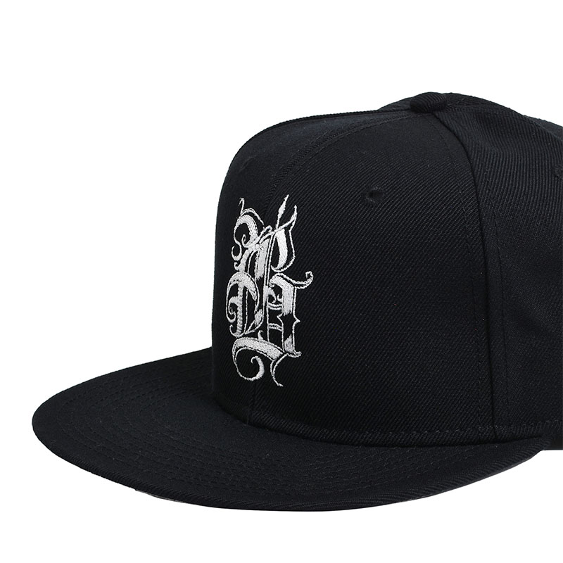 BLACK LETTER LOGO CAP -BLACK-