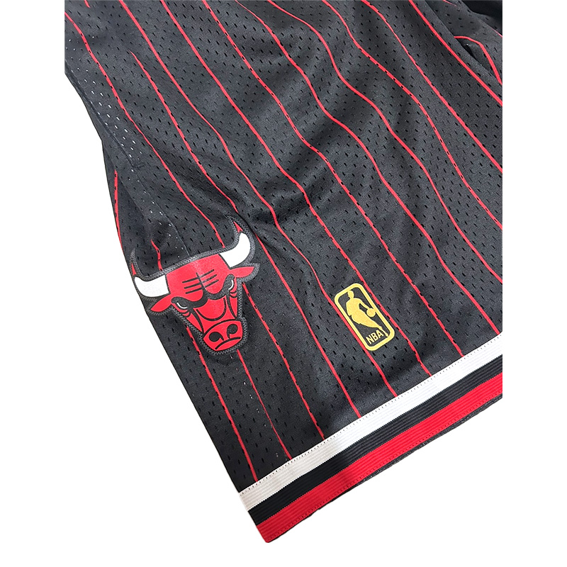 NBA ALTERNATE SWINGMAN SHORTS BULLS -BLACK-