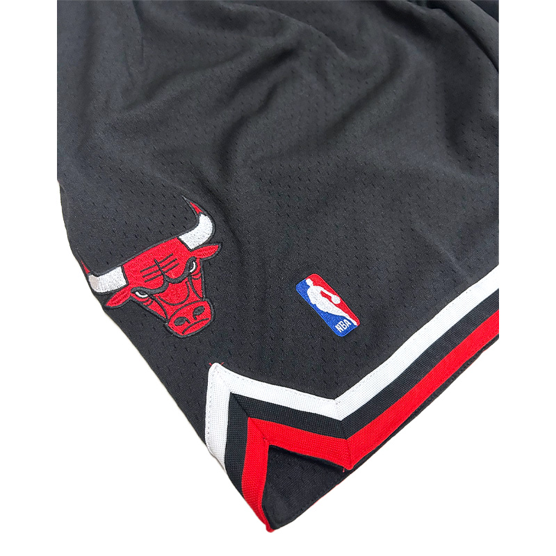 NBA AUTHENTIC HOME SHORTS BULLS -BLACK-