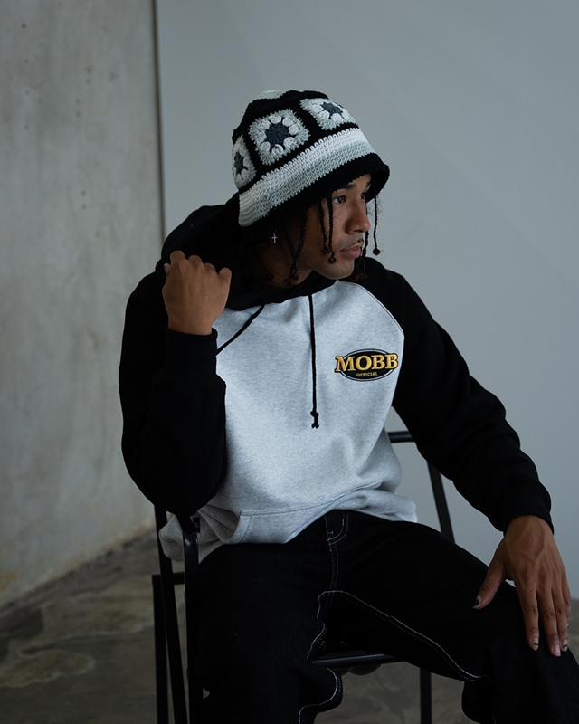 OVAL RAGLAN HOODY -BLACK-