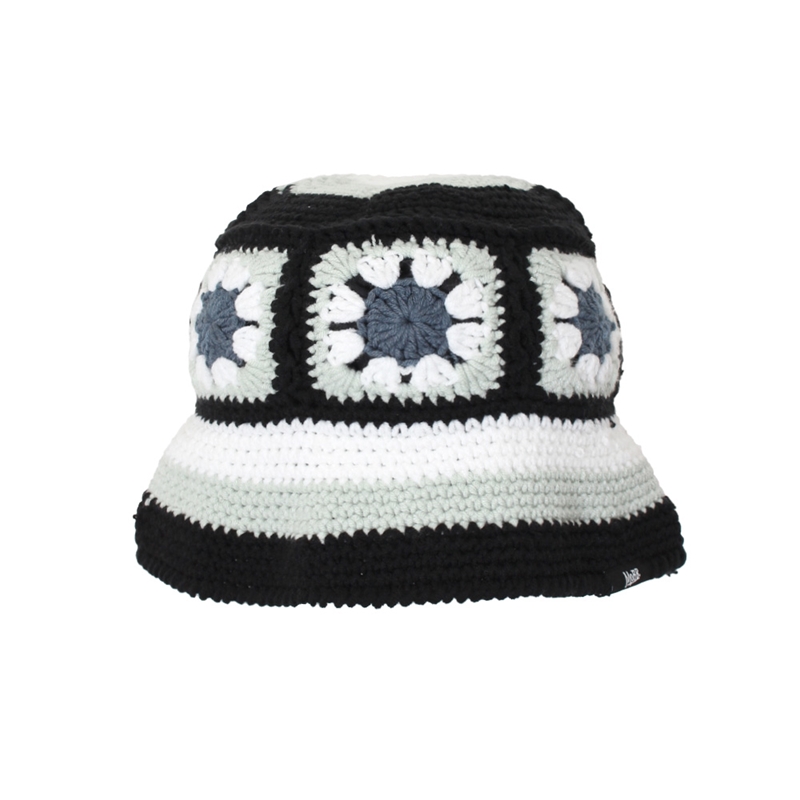 CROCHET BUCKET HAT -BLACK-