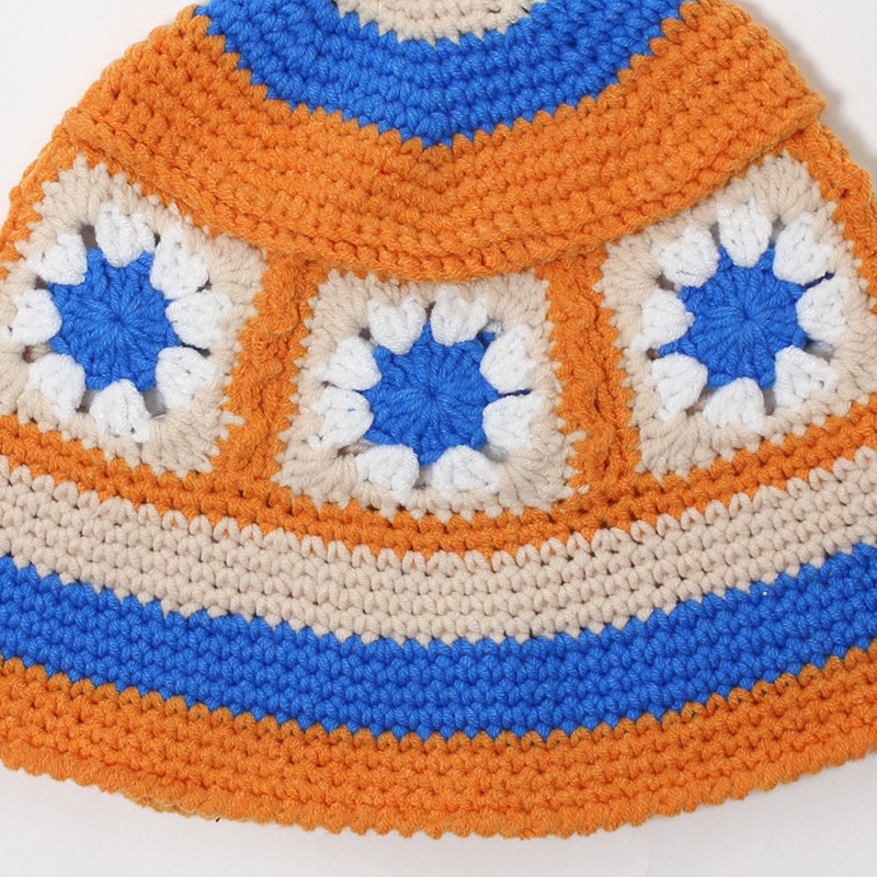 CROCHET BUCKET HAT -ORANGE-