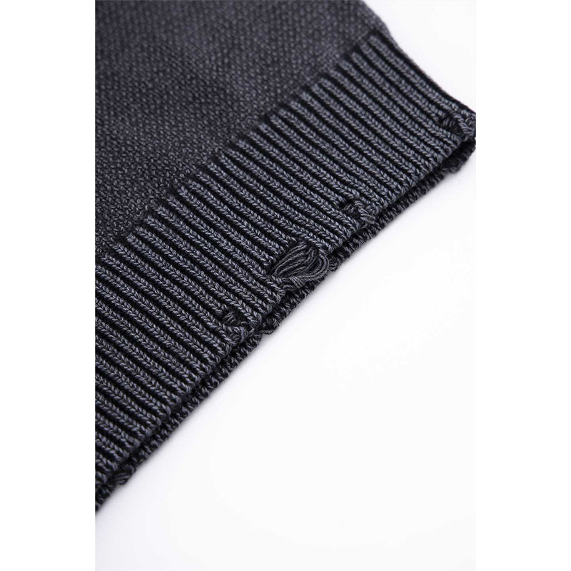 DISTRESSED CROSS LEATHER PATCH  KNIT -BLACK-