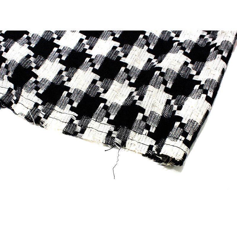 CHECKMATE CROPPED BUTTON DOWN -BLACK/WHITE-