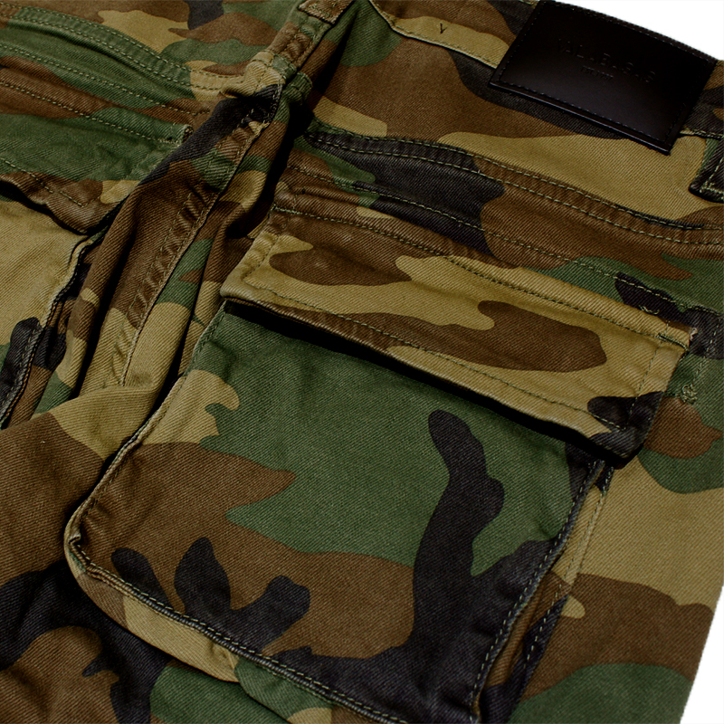 "COMMANDER" FOLOAGE GREEN STACKED FLARE JEAN -CAMO-