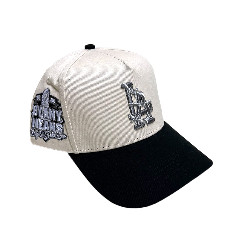 WORLD FAMOUS LA SNAPBACK -SILVER-