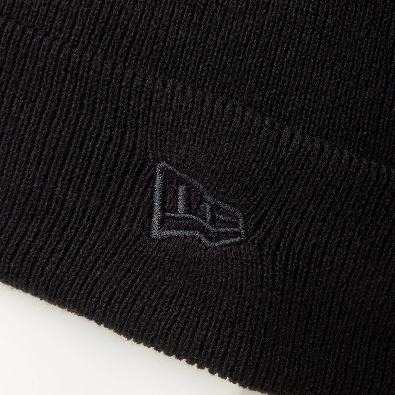 BC KNIT RHINESTONE BADGE LOSDOD -BLACK-