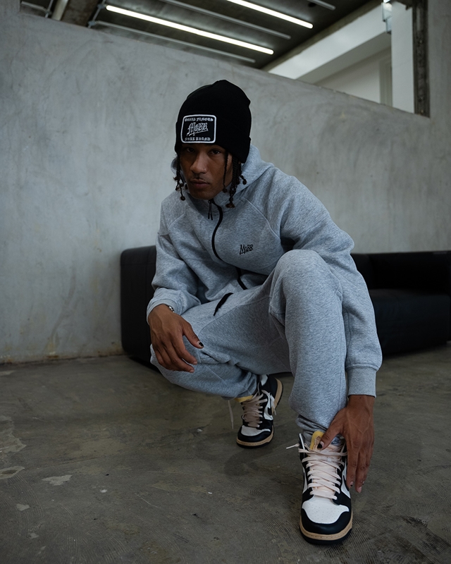 TECH SWEAT ZIP HOODY -GREY-