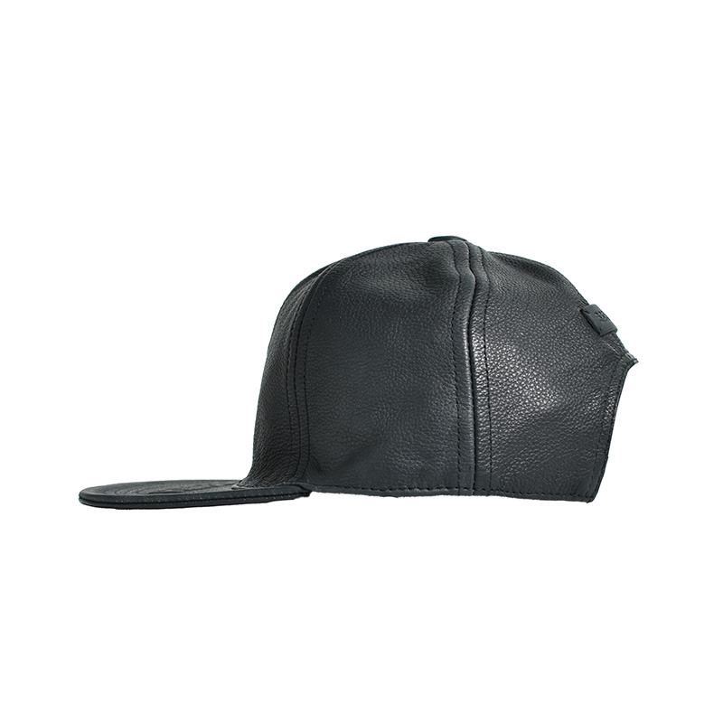 EMBOSS LEATHER CAP -BLACK-