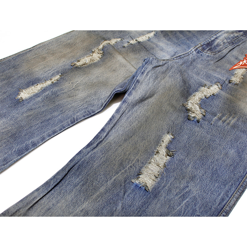 DISTRESSED DUSTY FLARED JEANS -BLUE-