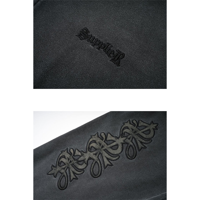 STUDS CROSS PATCH ZIP HOODIE -BLACK-