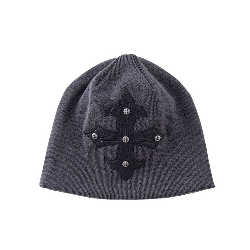 STUDS CROSS LEATHER PATCH BEANIE -BLACK-