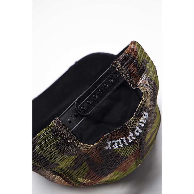 CAMOUFLAGE CROSS LEATHER PATCH MESH CAP -BLACK-