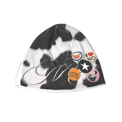 COW PRINT PIN BADGE BEANIE -MULTI-