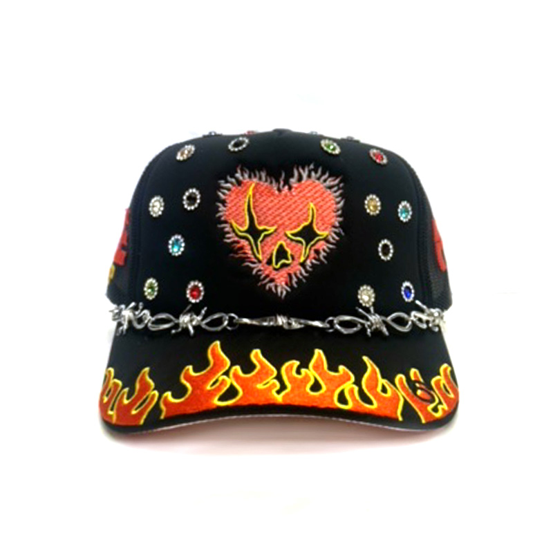 LOVE HARD TRUKER -BLACK-