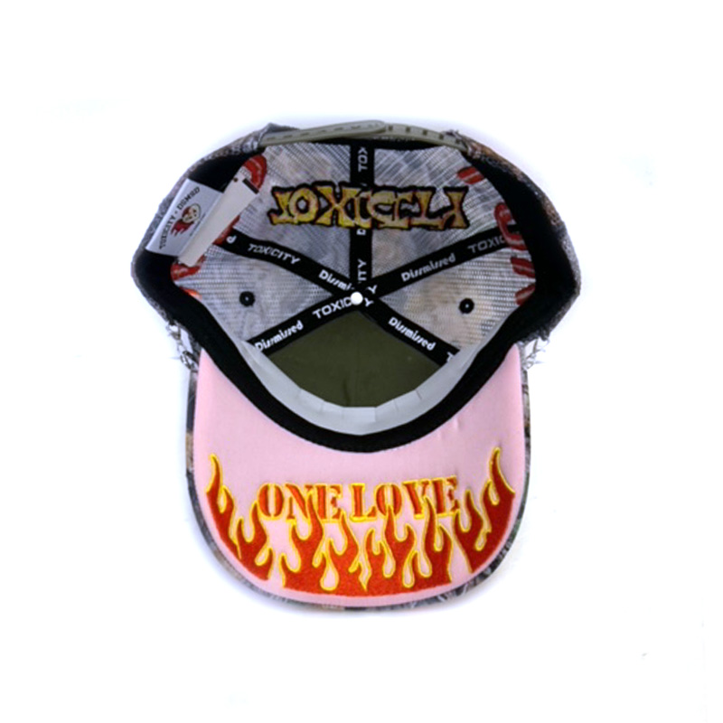 LOVE HARD TRUCKER -CAMO-