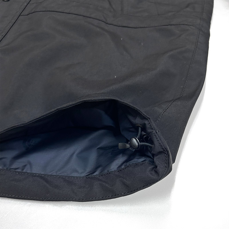 MOUNTAIN LIGHT JACKET -BLACK-