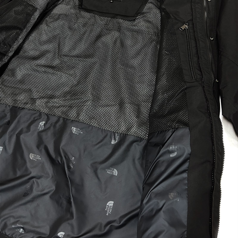 MOUNTAIN LIGHT JACKET -BLACK-