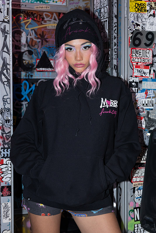 FC HEART DRIP GRAFFITI HOODIE -BLACK- (LADIES)