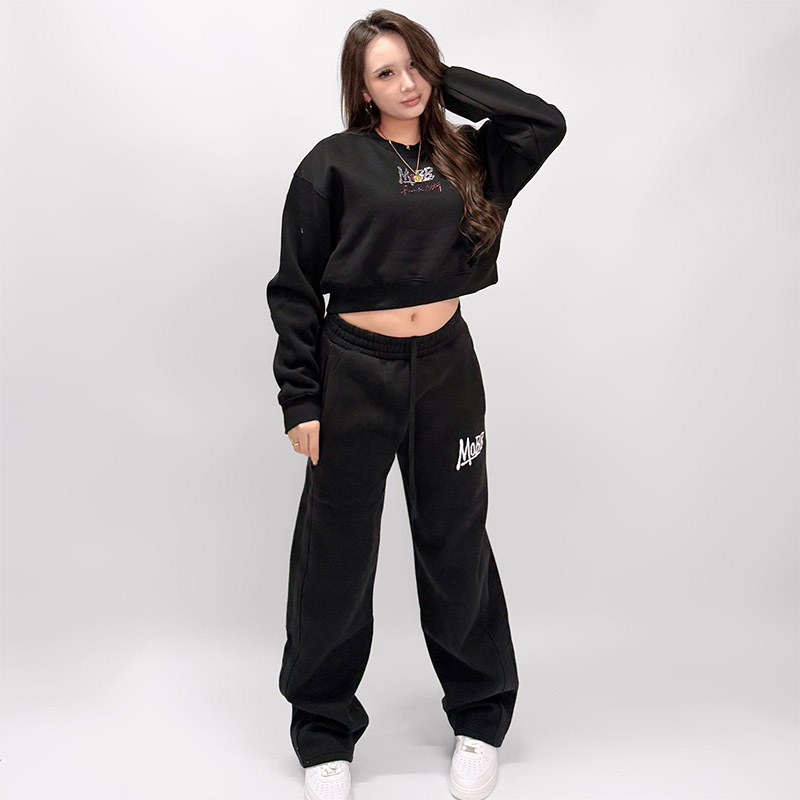 FC STONE CROPPED CREW SWEAT -BLACK- (LADIES)