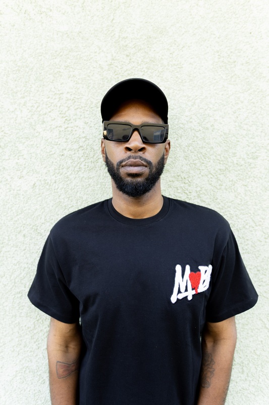 OG KISS MESH CAP -BLACK × WHITE-