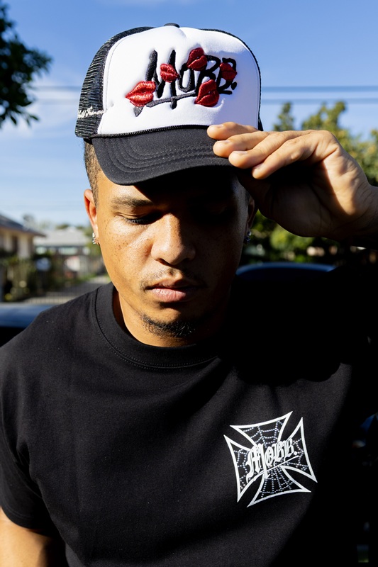 OG KISS MESH CAP -BLACK × WHITE-