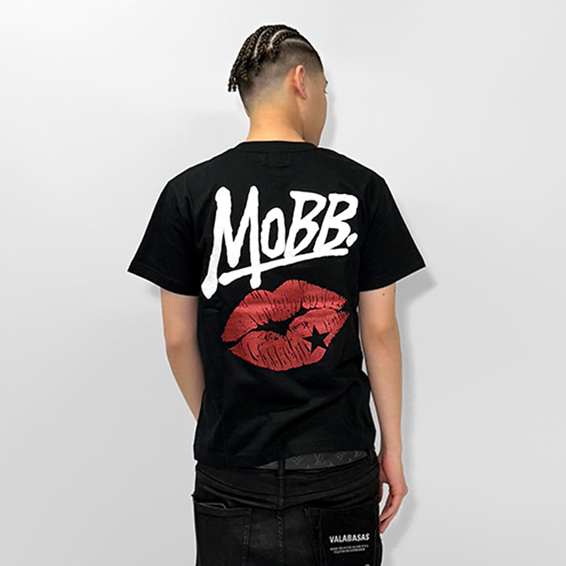 GLITTER KISS T-SHIRT -BLACK-