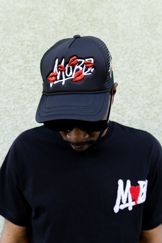 HEART DRIP BIG WAPPEN T-SHIRT -BLACK-