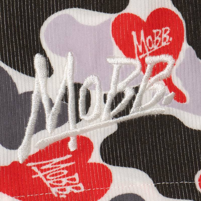 HEART DRIP CAMO SHORTS -WHITE-