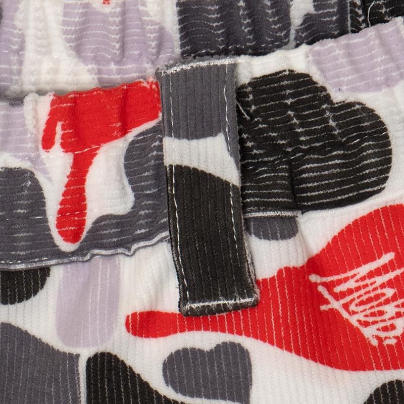 HEART DRIP CAMO SHORTS -WHITE-