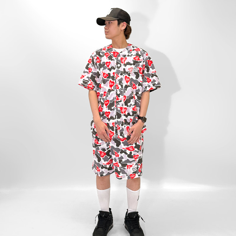 HEART DRIP CAMO SHORTS -WHITE-