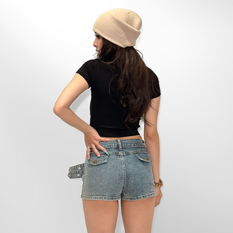 MOBB LIP CROPPED T-SHIRT -BLACK- (LADIES)