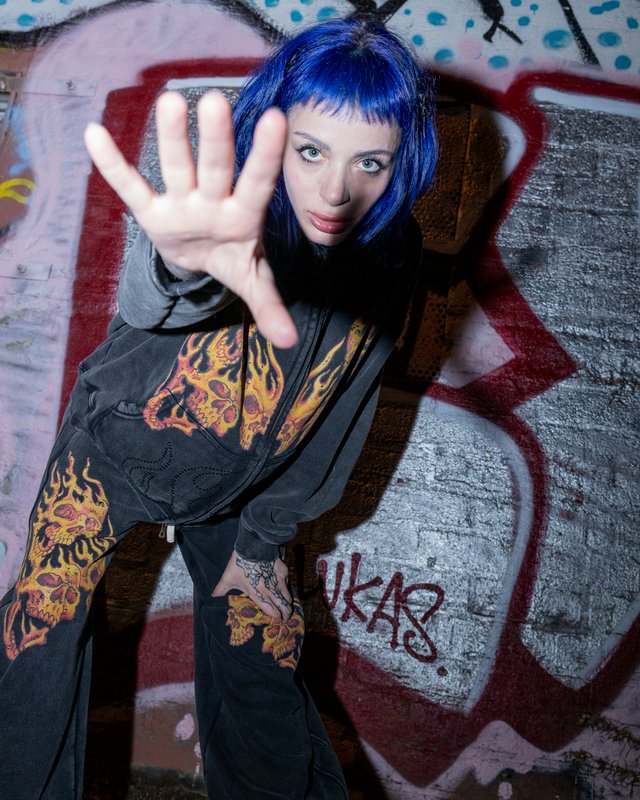 FLAME SKULL SWEATS -BLACK-