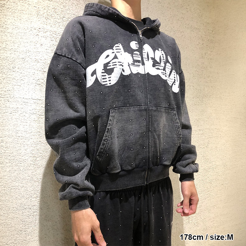 STUDS ZIP HOODIE -BLACK-