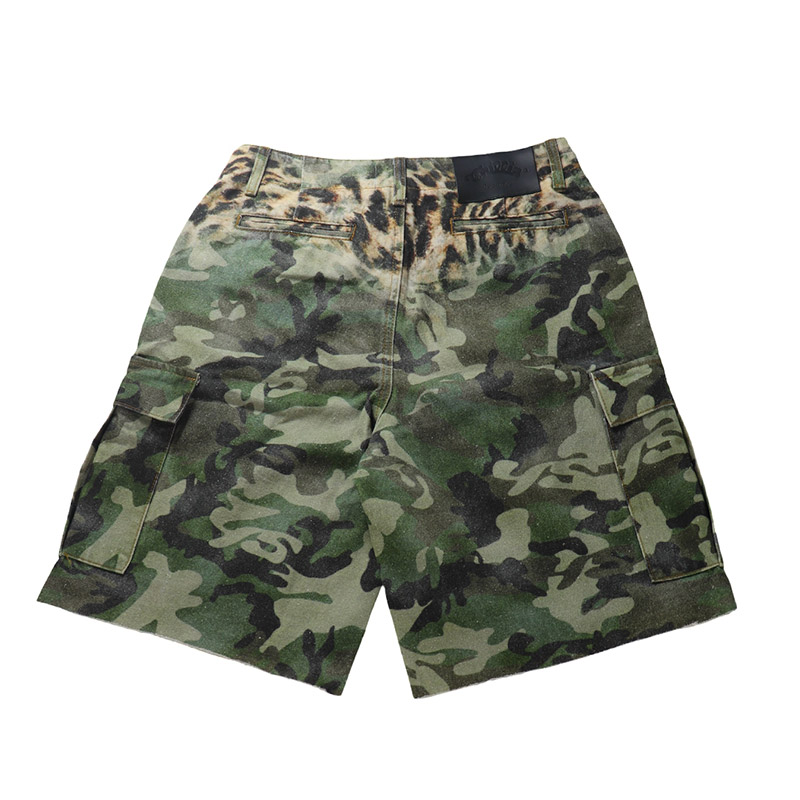 CAMO LEOPARD CARGO SHORTS