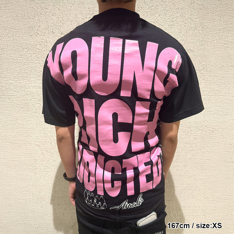 FNF LINDSEY T-SHIRT -BLACK-