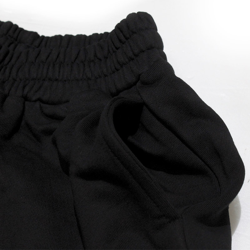 GLO MAN SHORTS -BLACK-