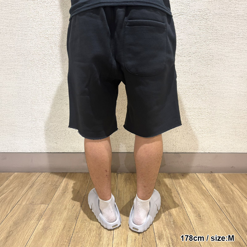 LOGO GLO SHORTS -BLACK-