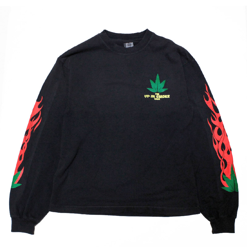 UP IN SMOKE PYRO LONGSLEEVE -BLACK-