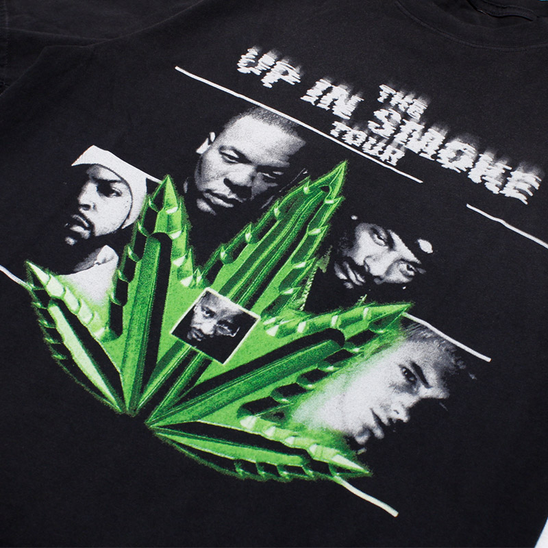 UP IN SMOKE TOUR TEE -BLACK-