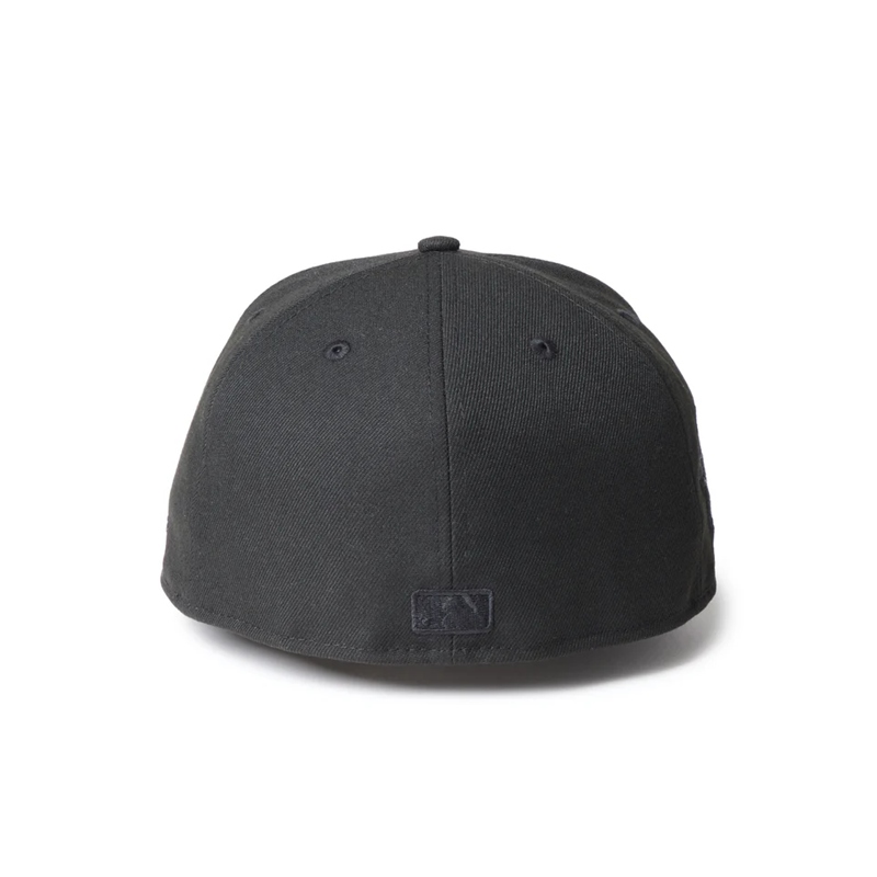 5950 SEAMAR BLACK ON BLACK -BLACK-