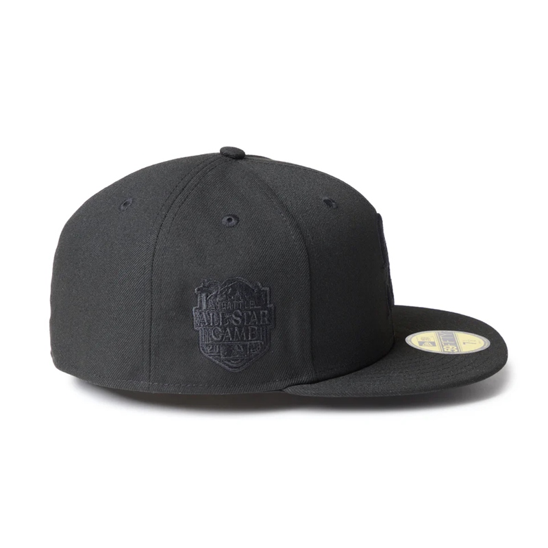 5950 SEAMAR BLACK ON BLACK -BLACK-