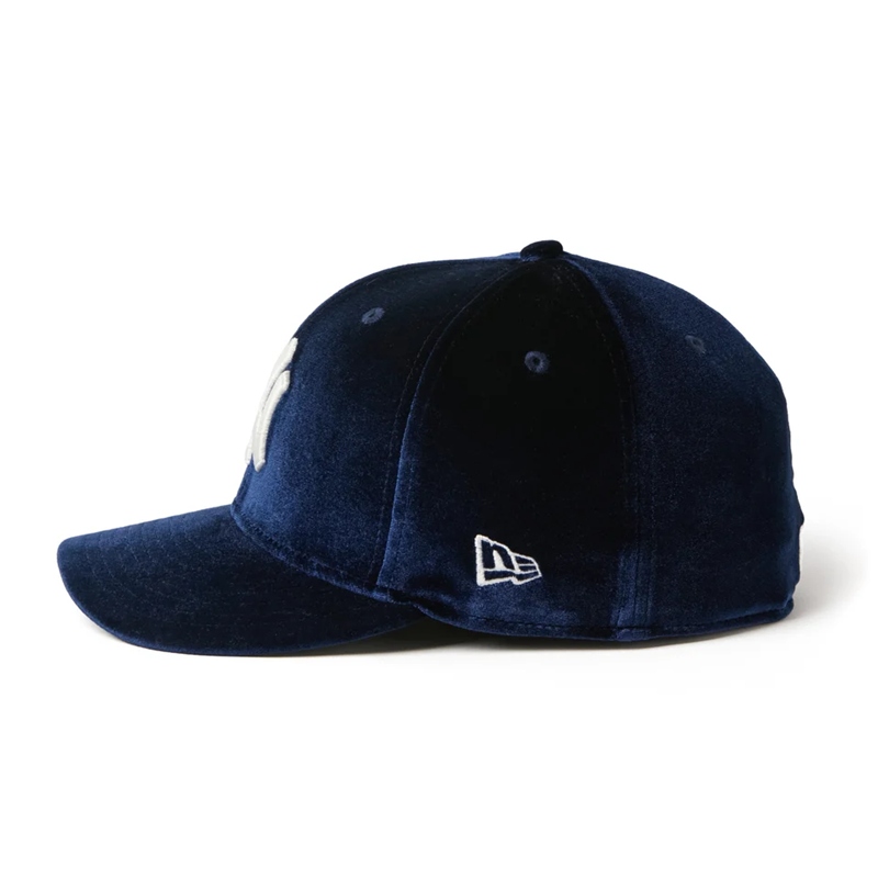 PC5950 NEW YORK YANKEES VELVET NVY -NAVY-