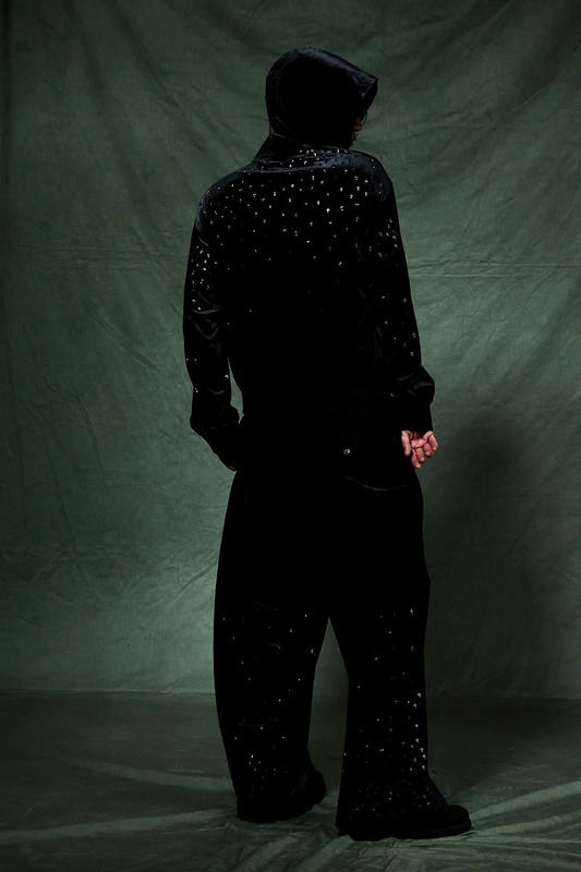 MICRO CROSS RHINESTONE VELOUR ZIP HOODIE -2.COLOR-