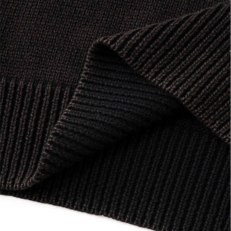WASHED TRIPLE CROSS LEATHER PATCH CREW KNIT -BLACK-