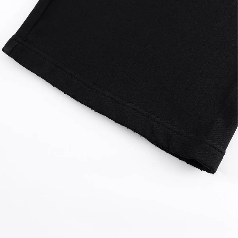 MULTIPLE CROSS LEATHER PATCH LOOSE FIT SWEAT PANTS -BLACK-