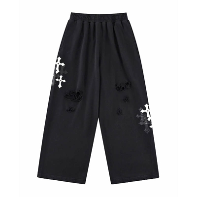 MULTIPLE CROSS LEATHER PATCH LOOSE FIT SWEAT PANTS -BLACK-