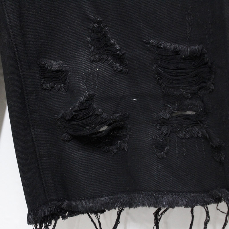 SNAPPED BAGGY DENIM SHORTS -BLACK-