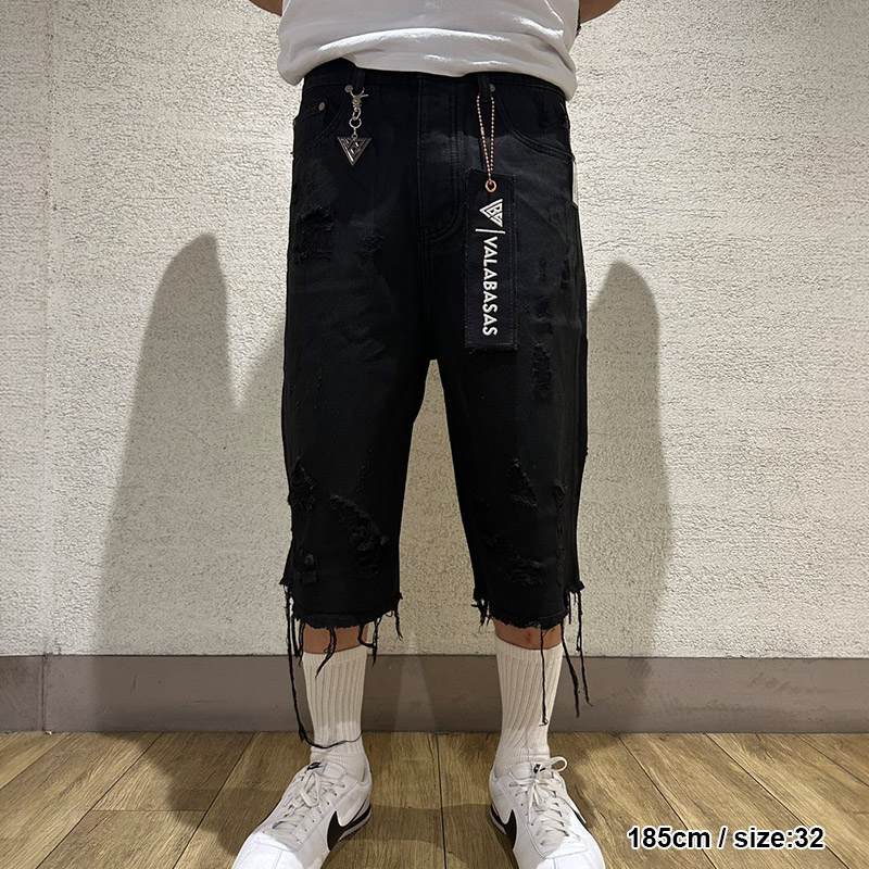SNAPPED BAGGY DENIM SHORTS -BLACK-